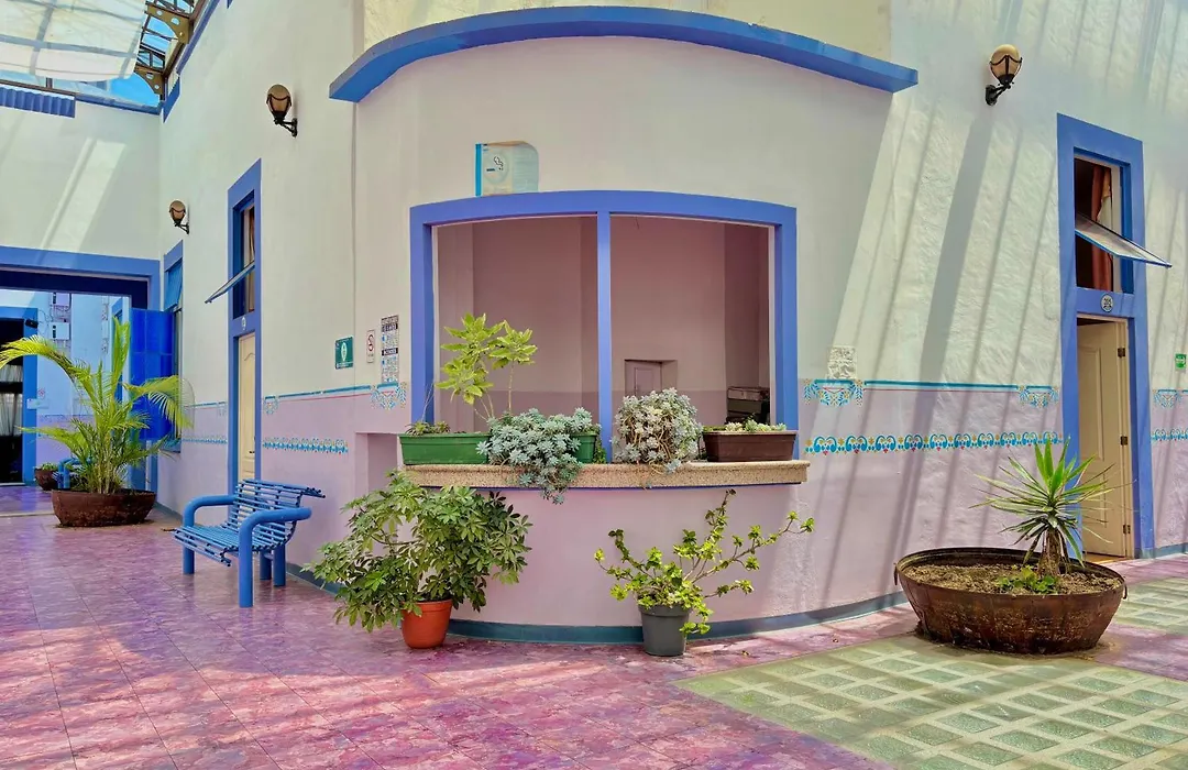 Hotel La Alhondiga-1